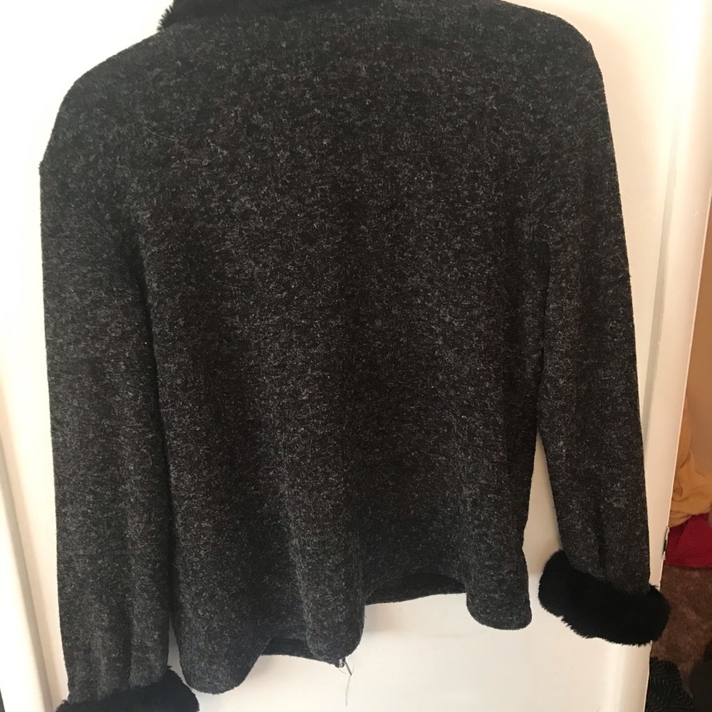 Jacket - Picture 3 of 6